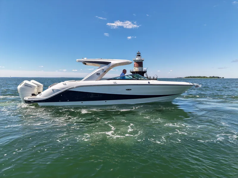 Slide: The Image of Sea Ray SLX 310 Outboard 2026 - 1