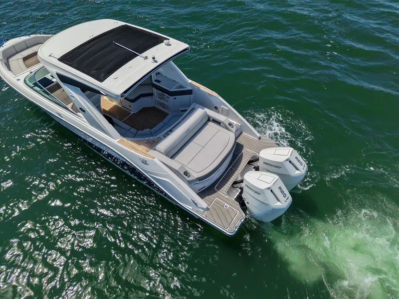 Slide: The Image of Sea Ray SLX 310 Outboard 2026 - 9