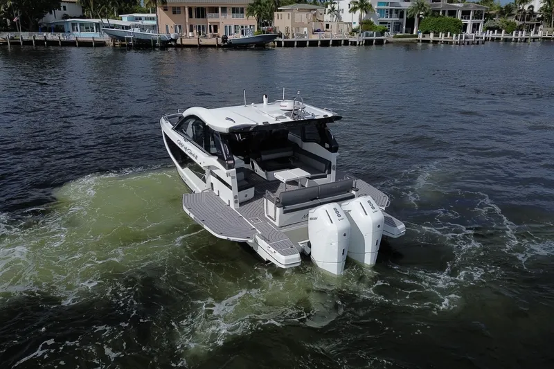 Slide: The Image of Galeon 375 GTO 2024 - 16