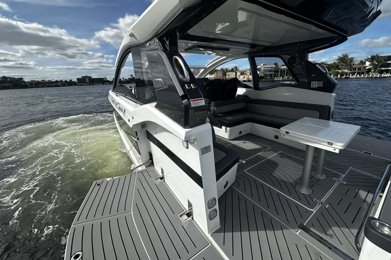 Slide: The Image of Galeon 375 GTO 2024 - 20