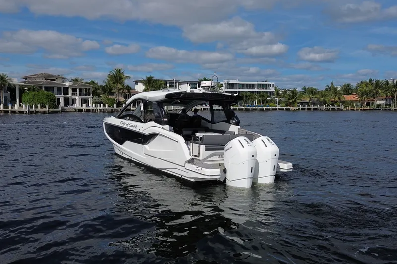 Slide: The Image of Galeon 375 GTO 2024 - 9