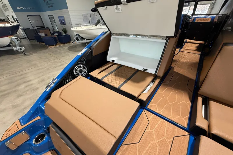 Slide: The Image of Yamaha 255XD 2026 - 12