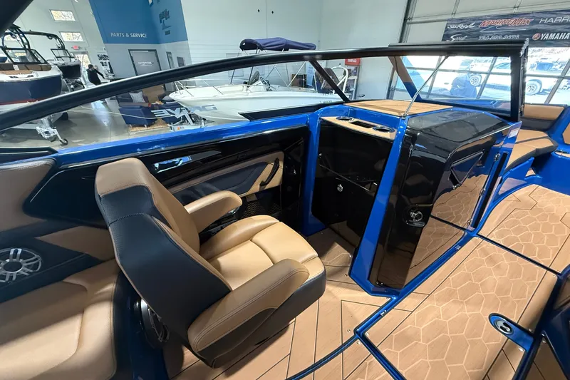 Slide: The Image of Yamaha 255XD 2026 - 24