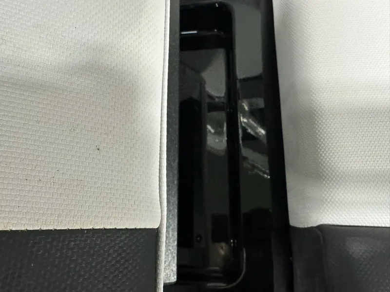 Slide: The Image of Mastercraft XT25 2020 - 18