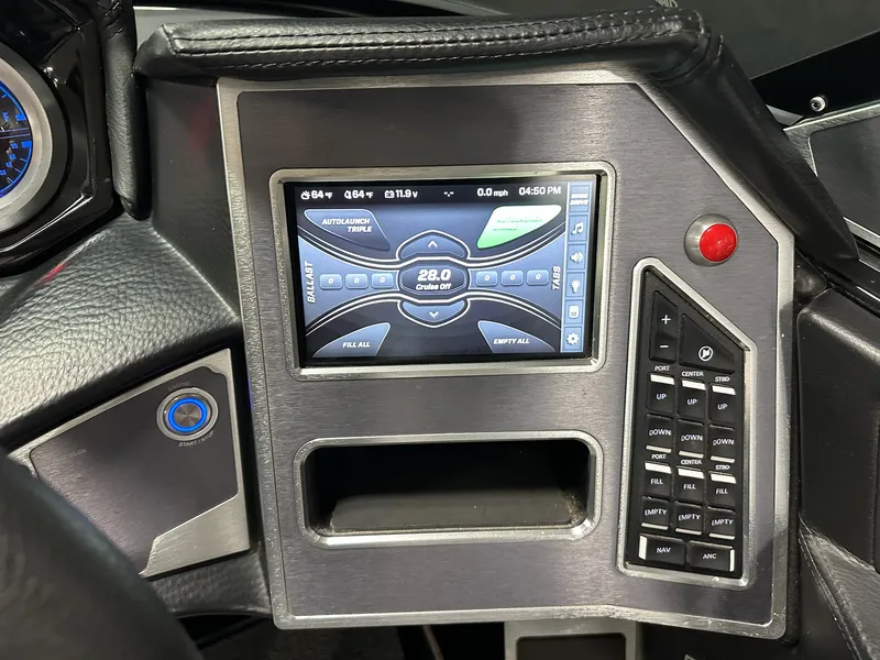 Slide: The Image of Mastercraft XT25 2020 - 41