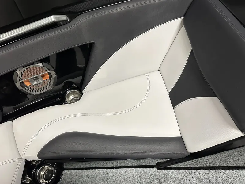 Slide: The Image of Mastercraft XT25 2020 - 53