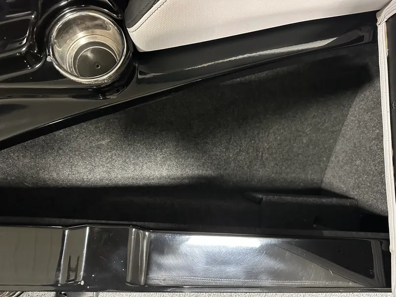 Slide: The Image of Mastercraft XT25 2020 - 54