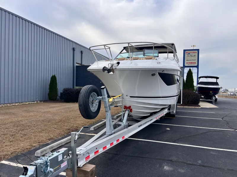 Slide: The Image of Sea Ray Sundancer 320 2026 - 2