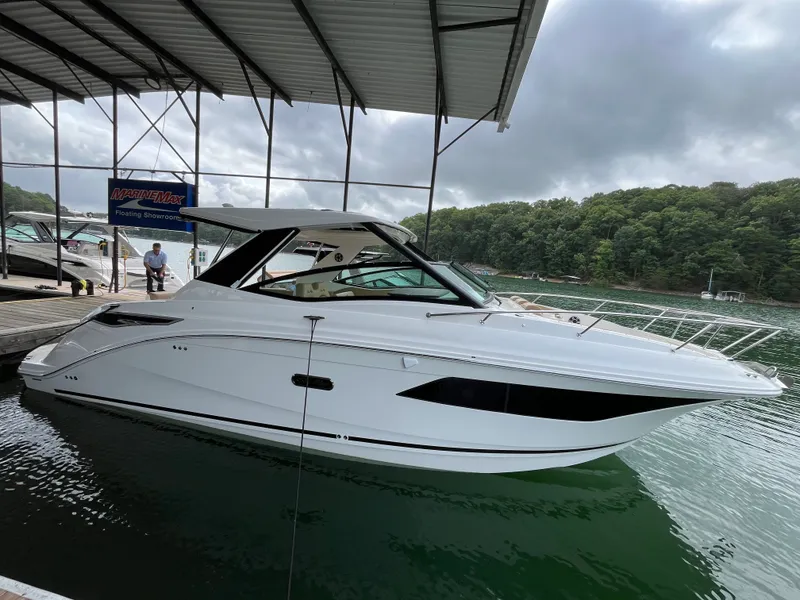 The Image of Sea Ray Sundancer 320 2026 - 0