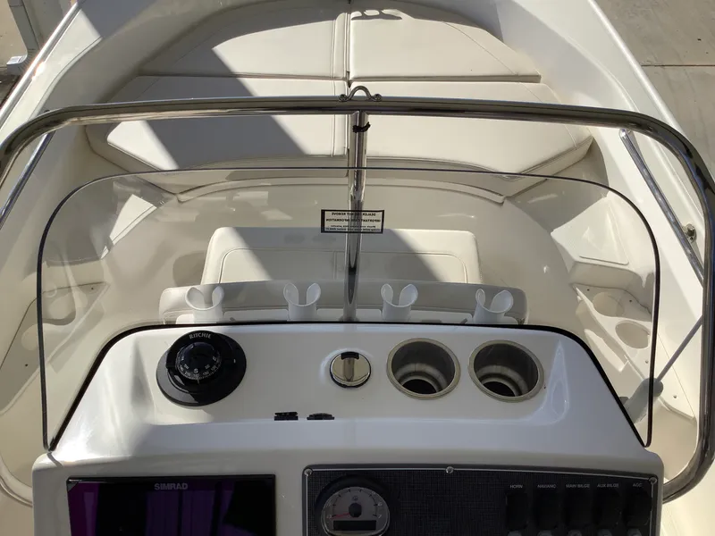 Slide: The Image of Boston Whaler 170 Montauk 2026 - 14