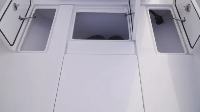 Slide: The Image of Contender 30ST CUSTOM BUILD 30' 2026 - 18