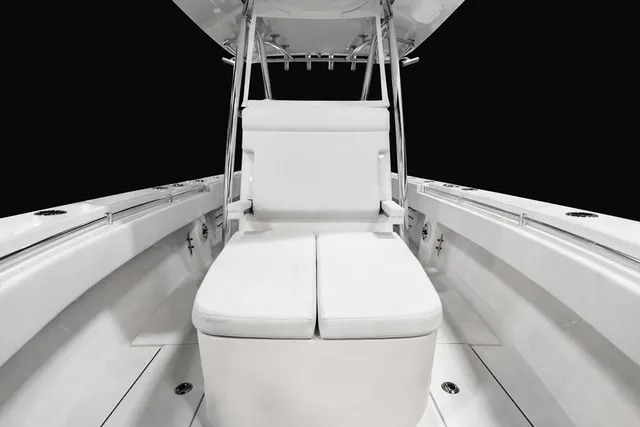 Slide: The Image of Contender 30ST CUSTOM BUILD 30' 2026 - 2