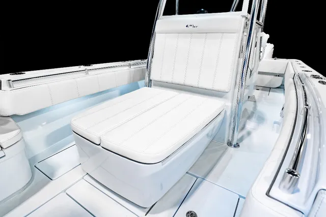 Slide: The Image of Contender 30ST CUSTOM BUILD 30' 2026 - 3