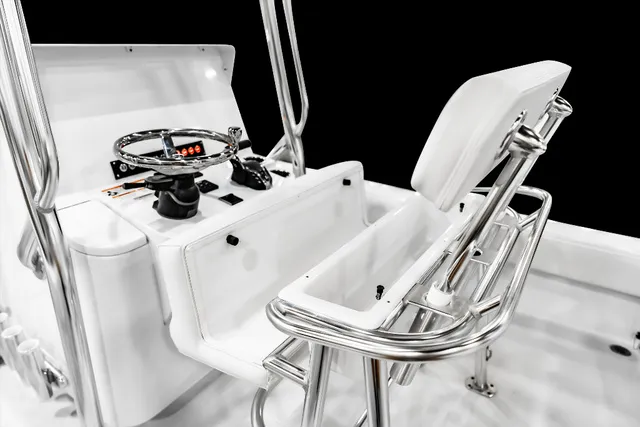 Slide: The Image of Contender 26 BAY CUSTOM BUILD 26' 2026 - 14