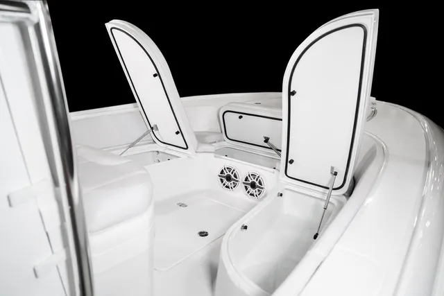 Slide: The Image of Contender 26 BAY CUSTOM BUILD 26' 2026 - 18