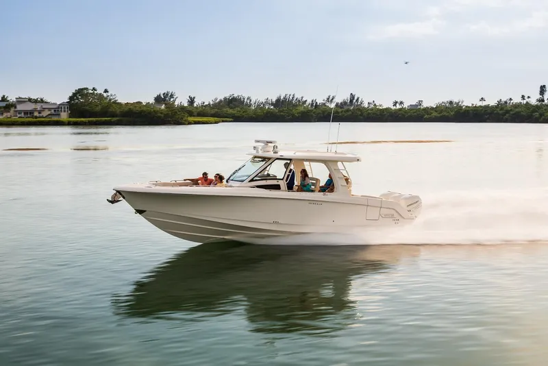 The Image of Boston Whaler 350 Realm 2026 - 0