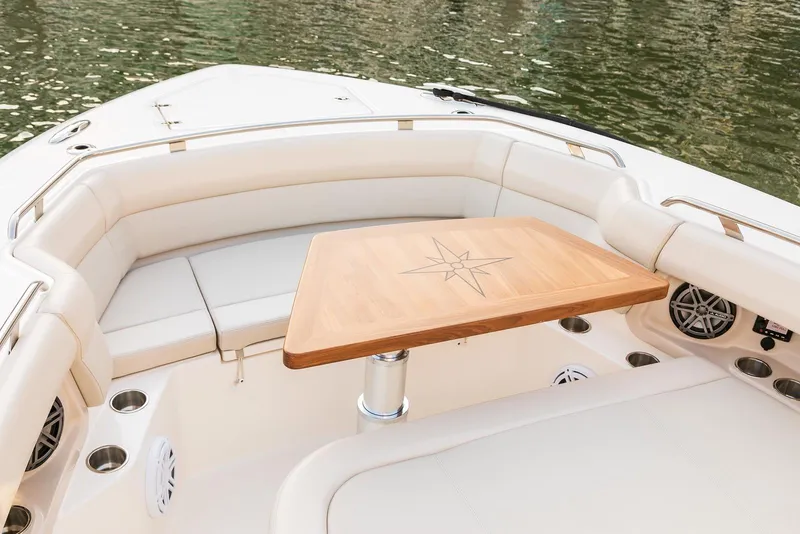 Slide: The Image of Boston Whaler 350 Realm 2026 - 27