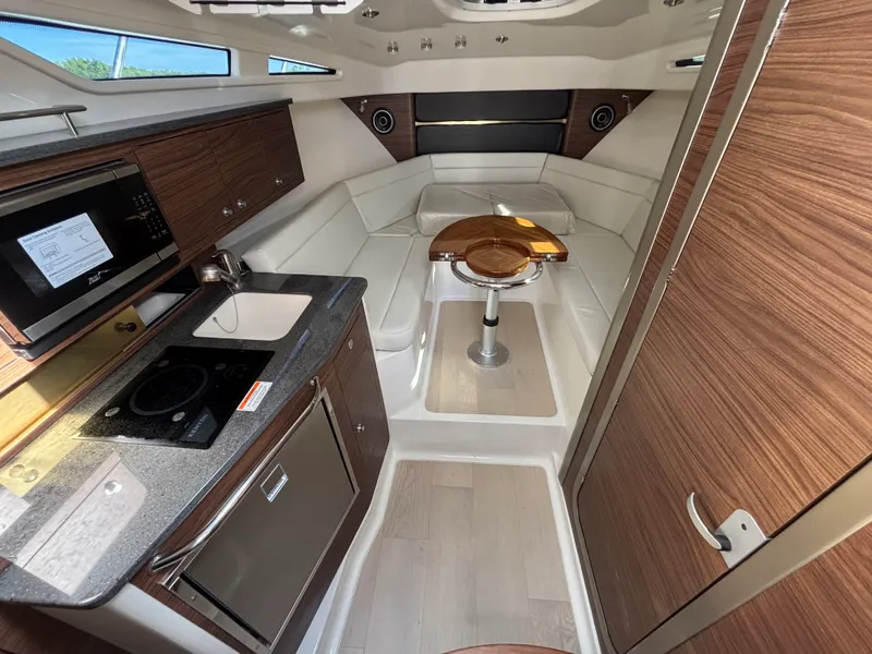 Slide: The Image of Boston Whaler 325 Conquest 2026 - 12