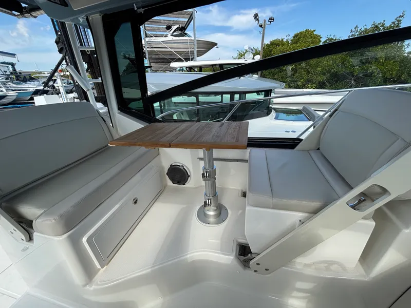 Slide: The Image of Boston Whaler 325 Conquest 2026 - 7