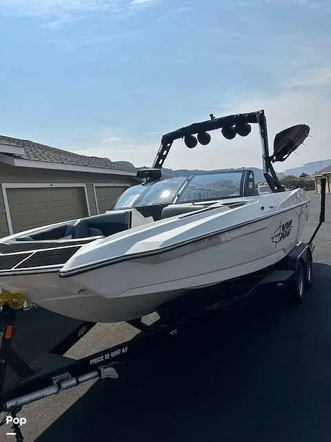 Slide: The Image of Axis A22 2019 - 14736181