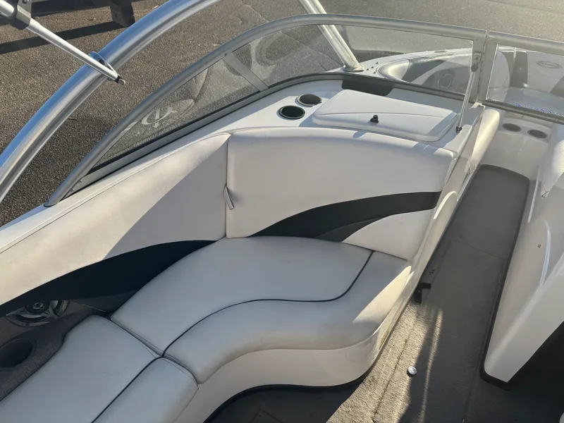 Slide: The Image of Moomba MOBIUS 2006 - 19