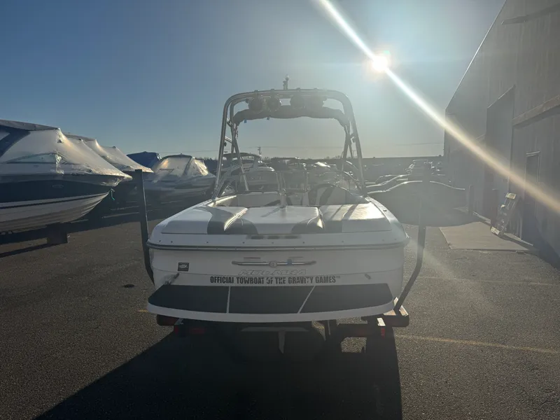 Slide: The Image of Moomba MOBIUS 2006 - 3