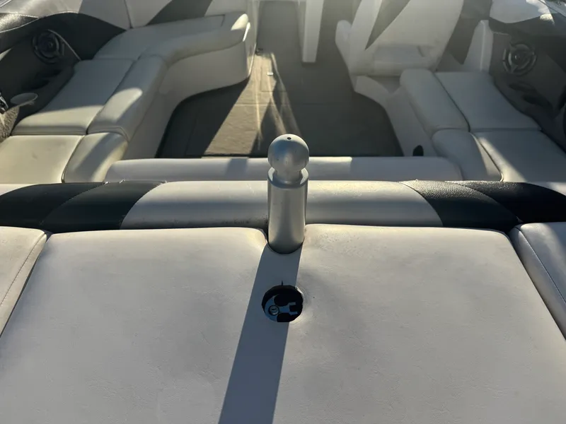 Slide: The Image of Moomba MOBIUS 2006 - 7