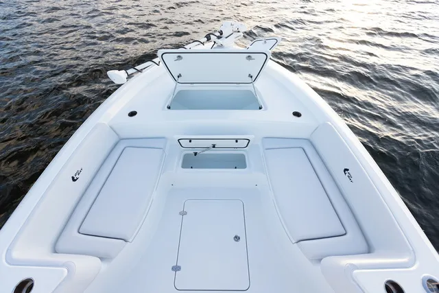 Slide: The Image of Contender 29 BAY CUSTOM BUILD 29' 2026 - 7