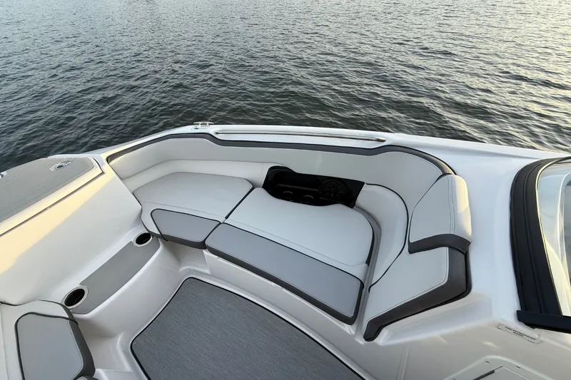 Slide: The Image of Yamaha AR250 2026 - 21