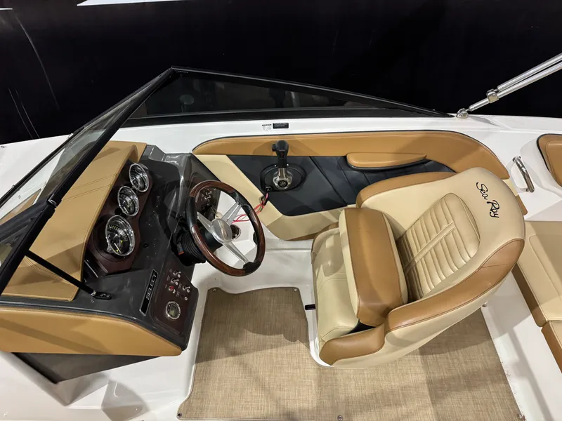 Slide: The Image of Sea Ray 19 SPX 2016 - 23