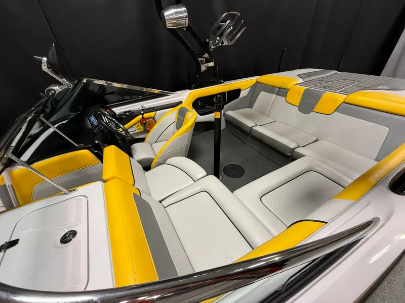 Slide: The Image of Nautique 200 SPORT NAUTIQUE 2012 - 11