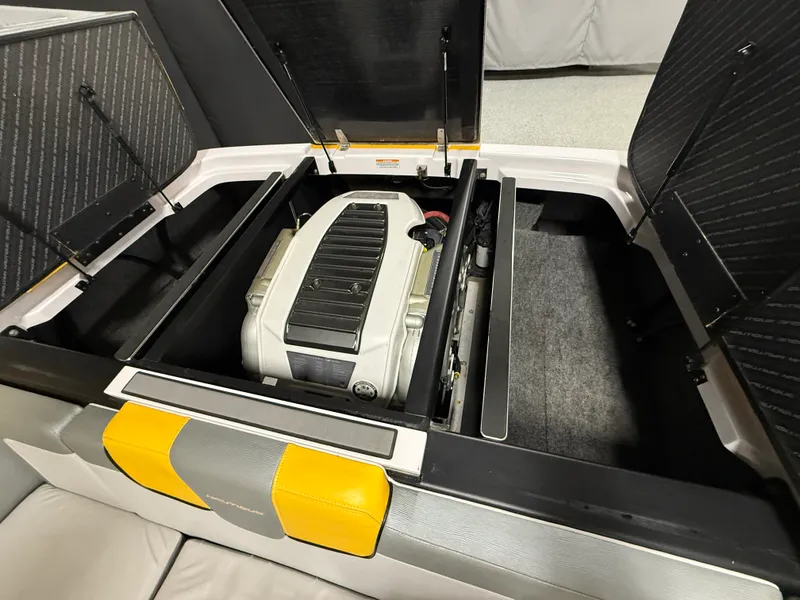 Slide: The Image of Nautique 200 SPORT NAUTIQUE 2012 - 28