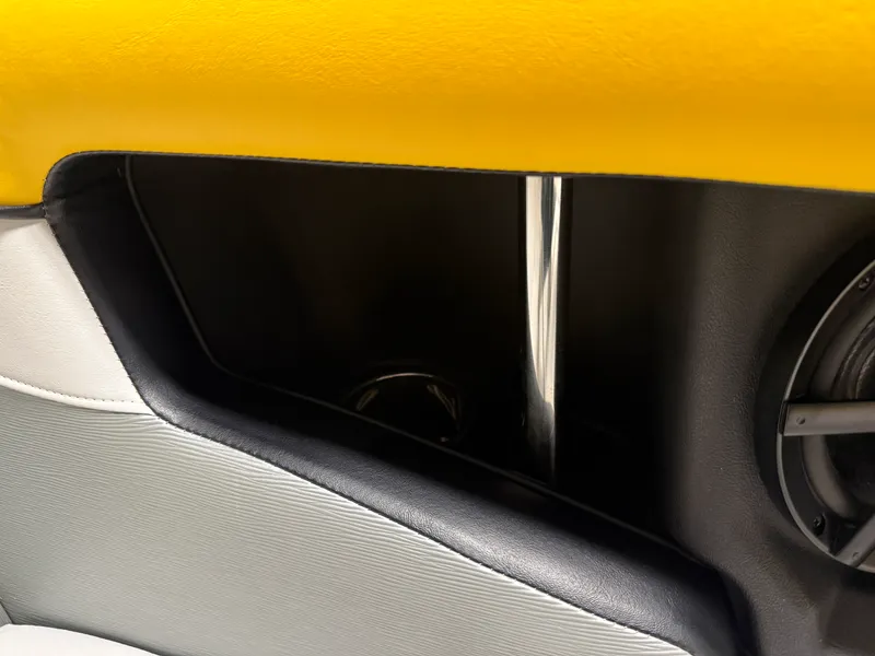 Slide: The Image of Nautique 200 SPORT NAUTIQUE 2012 - 44