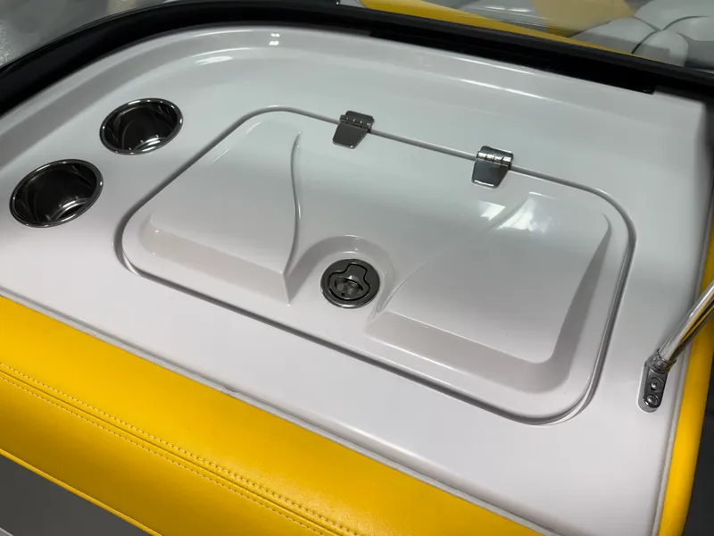 Slide: The Image of Nautique 200 SPORT NAUTIQUE 2012 - 46