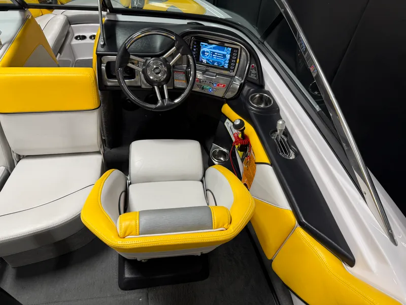 Slide: The Image of Nautique 200 SPORT NAUTIQUE 2012 - 57