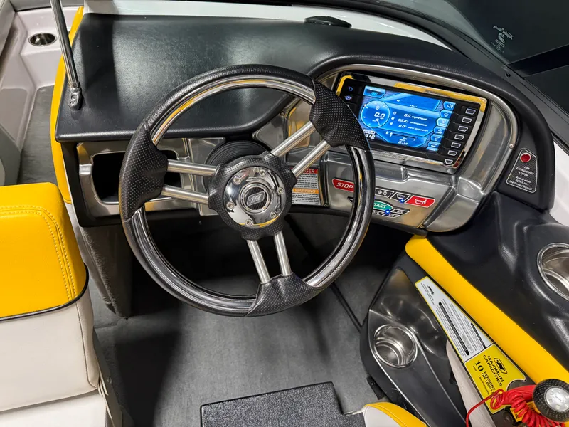 Slide: The Image of Nautique 200 SPORT NAUTIQUE 2012 - 61