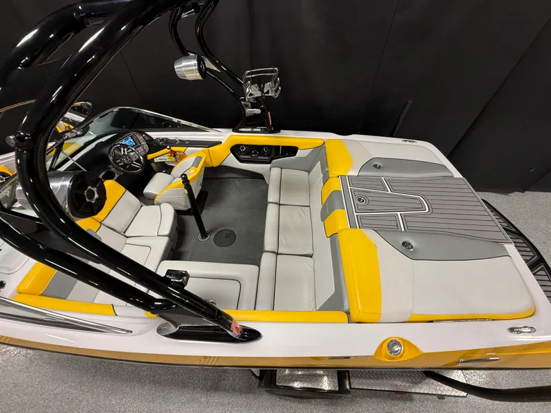 Slide: The Image of Nautique 200 SPORT NAUTIQUE 2012 - 7