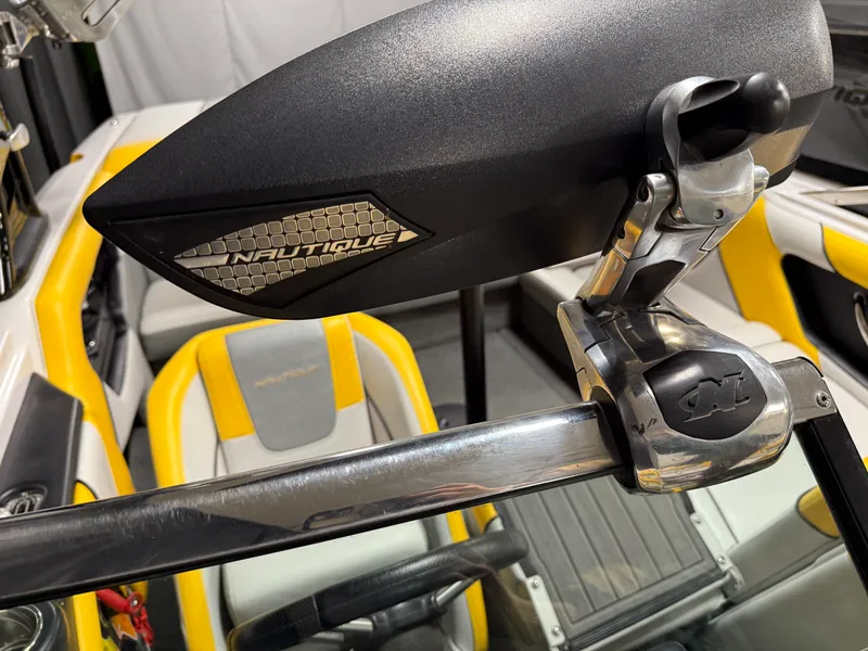 Slide: The Image of Nautique 200 SPORT NAUTIQUE 2012 - 76