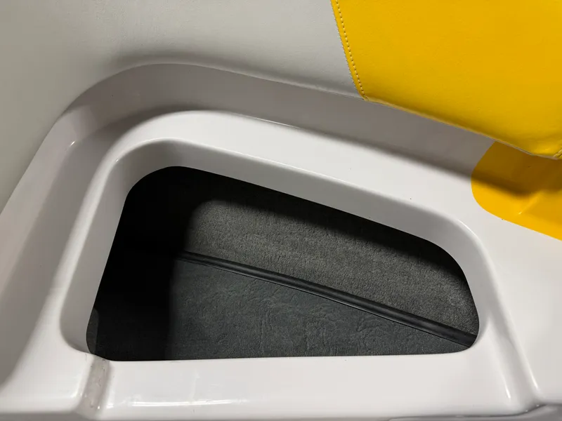 Slide: The Image of Nautique 200 SPORT NAUTIQUE 2012 - 84