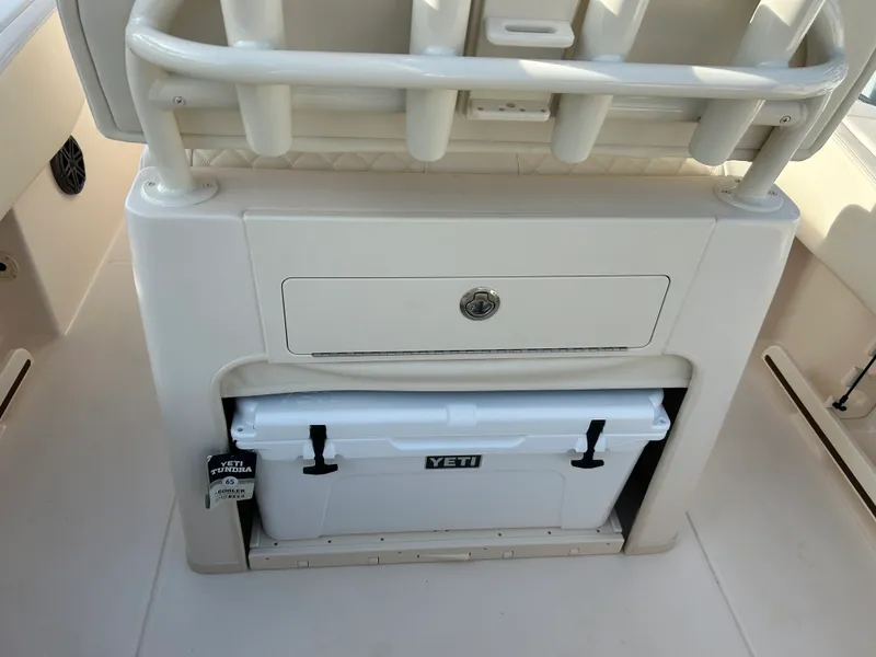 Slide: The Image of Grady-White Fisherman 257 2026 - 12