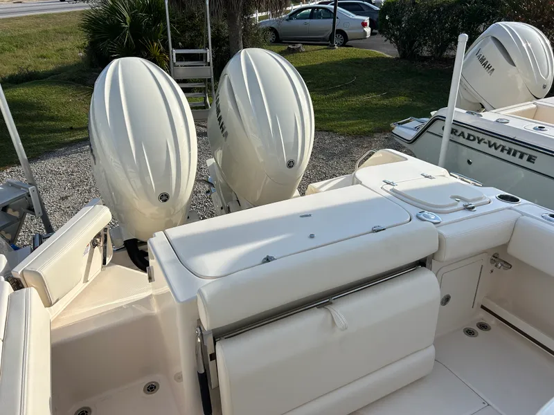 Slide: The Image of Grady-White Fisherman 257 2026 - 8