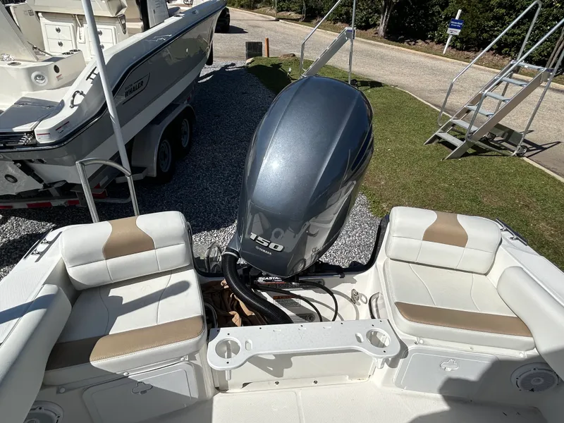 Slide: The Image of EdgeWater 188C 2022 - 6