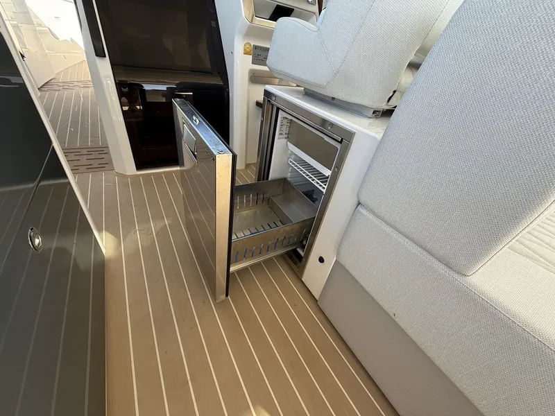 Slide: The Image of Saxdor 400GTO 2025 - 25