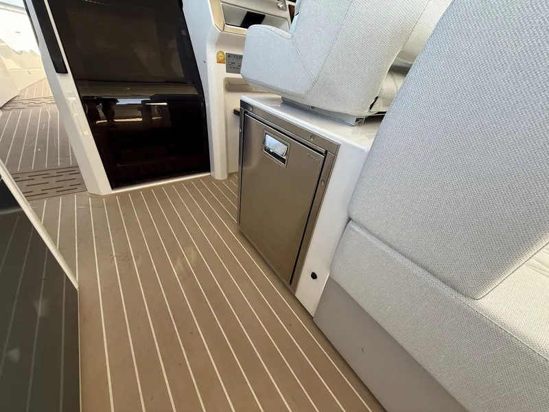 Slide: The Image of Saxdor 400GTO 2025 - 32