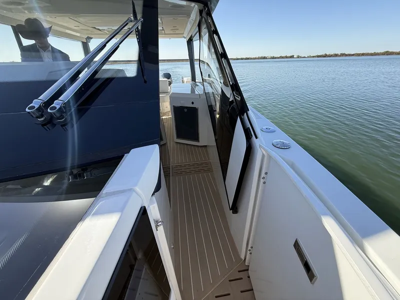 Slide: The Image of Saxdor 400GTO 2025 - 41