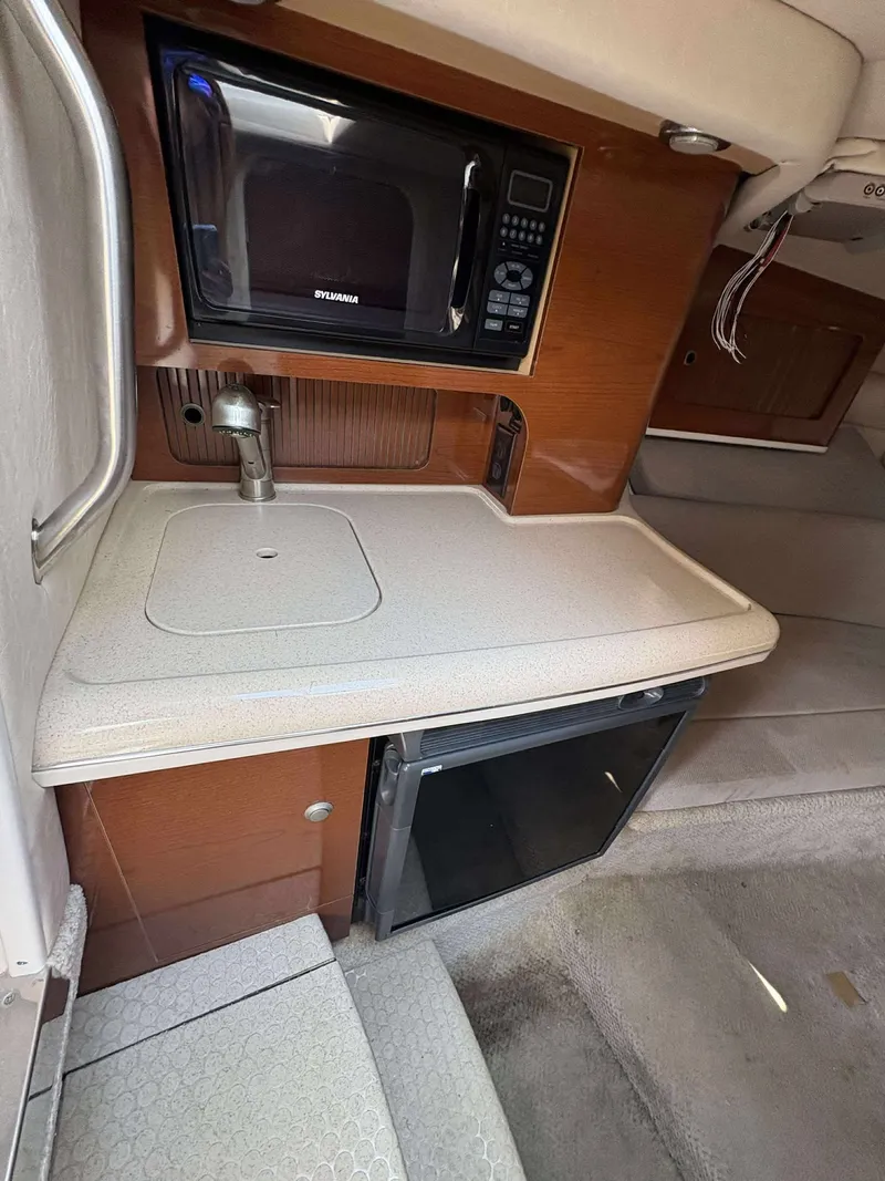 Slide: The Image of Sea Ray 290 SLX 2008 - 1