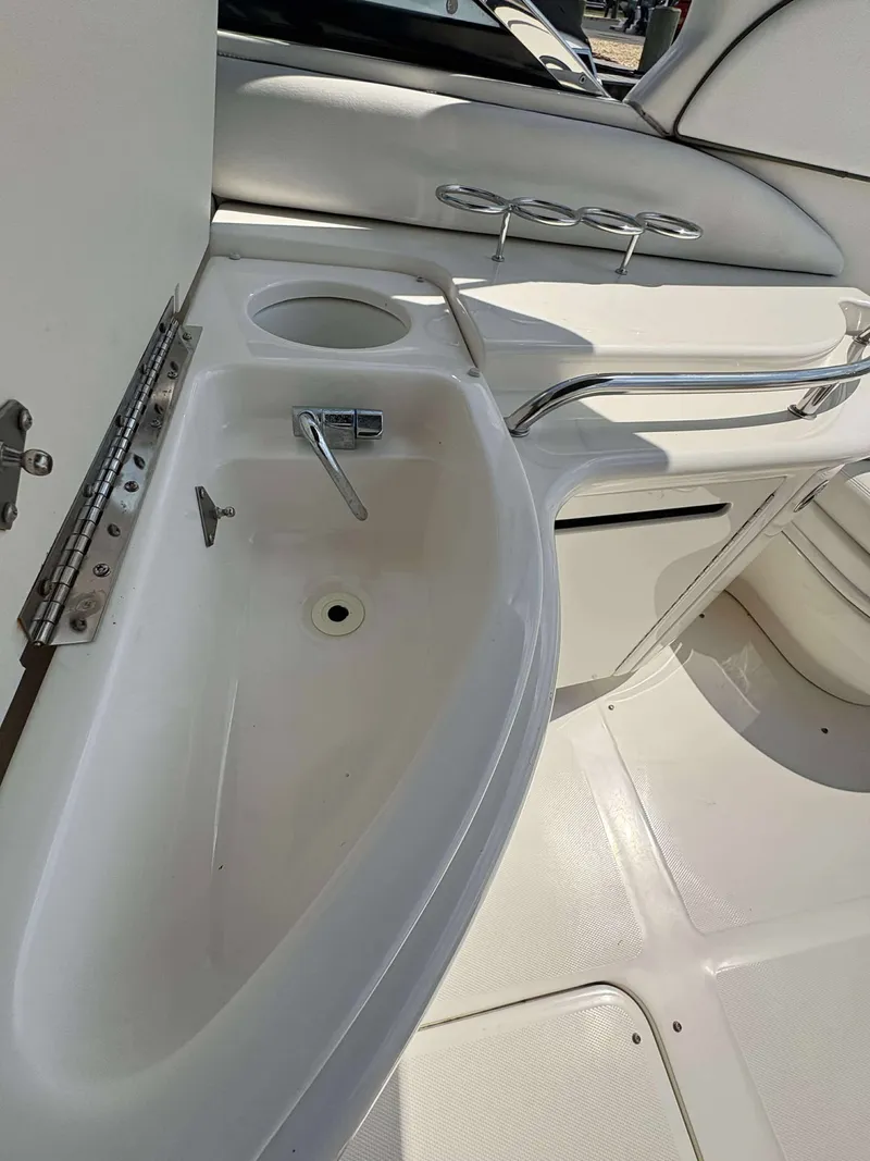 Slide: The Image of Sea Ray 290 SLX 2008 - 2