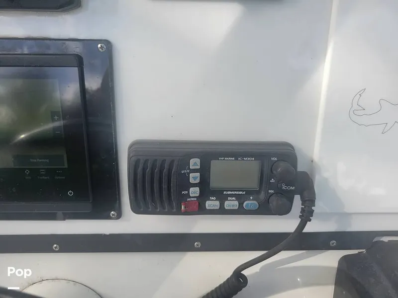 Slide: The Image of Mako 261 B 1993 - 13597896