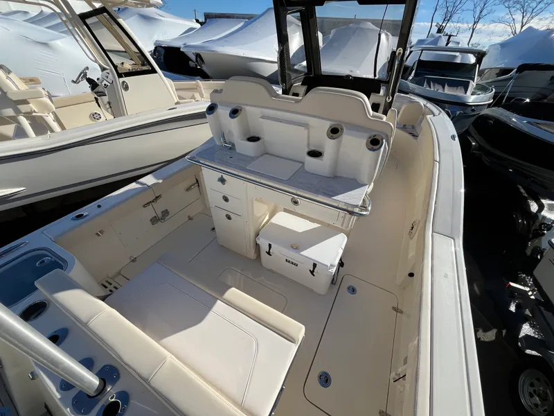 Slide: The Image of Scout 260 LXF 2026 - 10