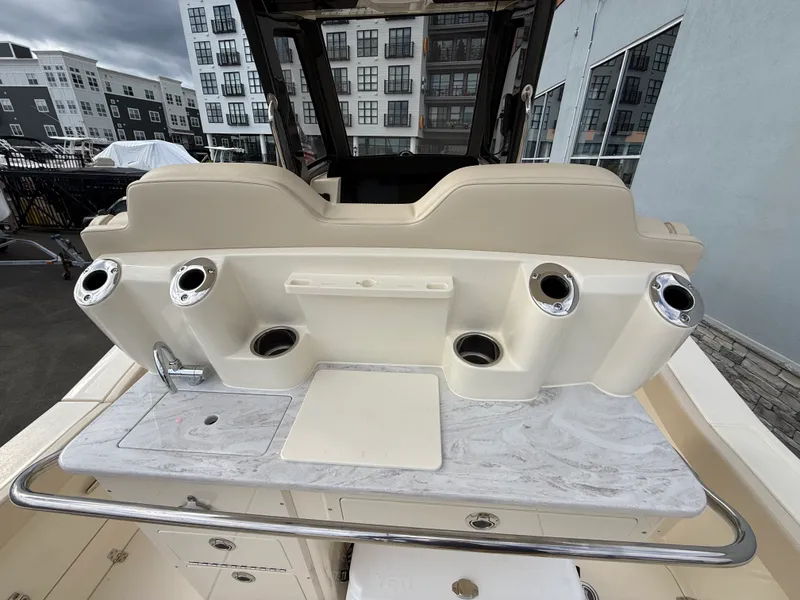 Slide: The Image of Scout 260 LXF 2026 - 13